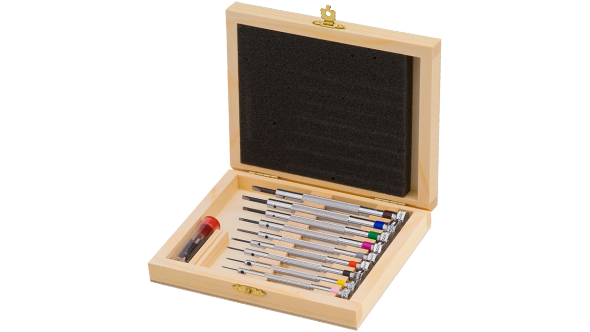 9 screwdrivers, 0,6 - 3,0 mm, wooden box, with spare blades